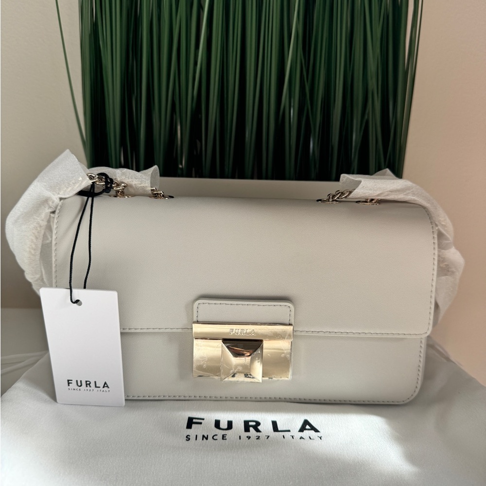 New Furla Leather Crossbody MARSHMALLOW - Picture 2 of 8